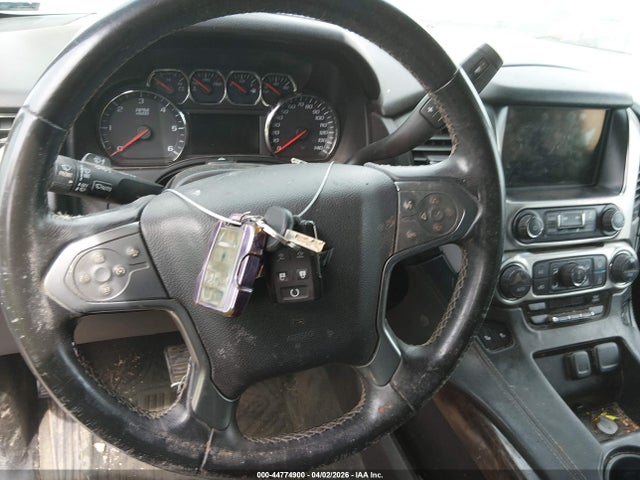 Chevrolet Suburban 1500 Lt