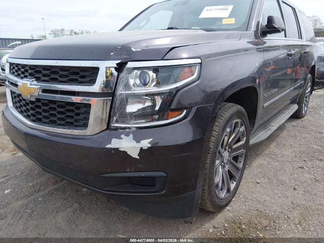Chevrolet Suburban 1500 Lt