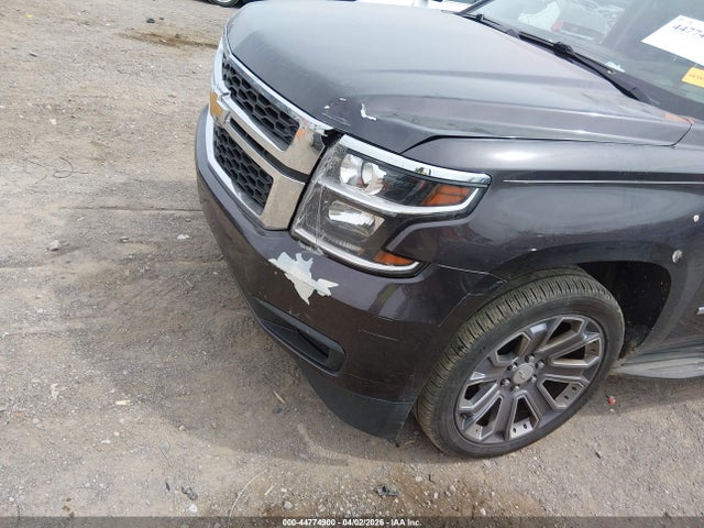 Chevrolet Suburban 1500 Lt