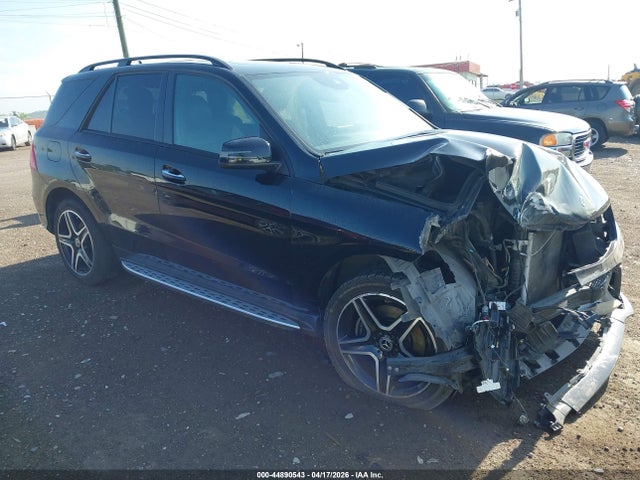 Salvage Mercedes-Benz GLE Image