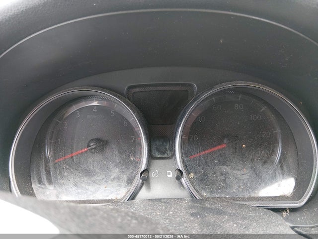 Nissan Versa 1.6 Sv