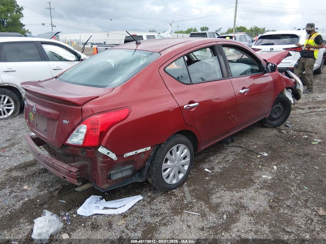 Nissan Versa 1.6 Sv