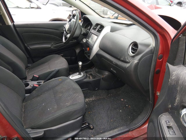 Nissan Versa 1.6 Sv