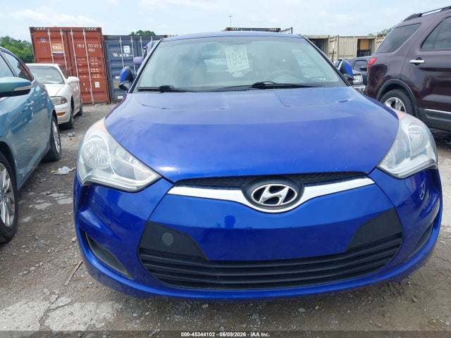 Hyundai VELOSTER
