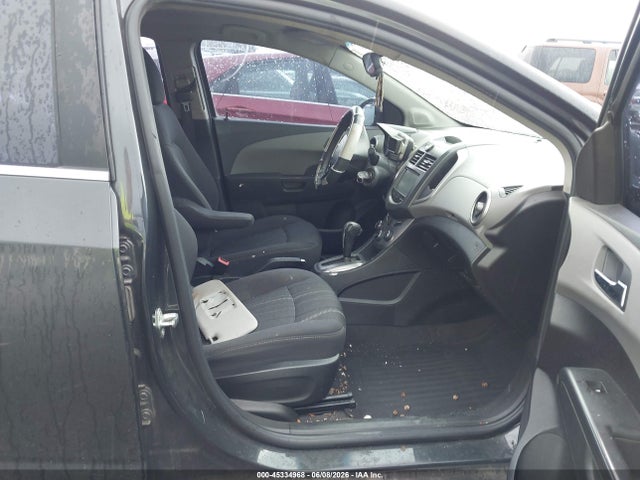 Chevrolet Sonic Lt Auto