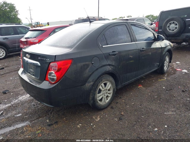 Chevrolet Sonic Lt Auto