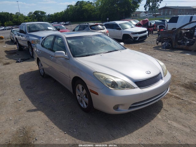 Salvage Lexus Es Image