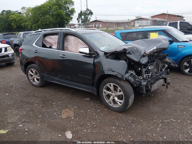 Salvage Chevrolet Equinox Image