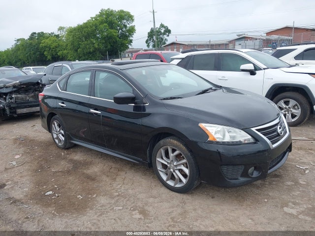 Salvage Nissan Sentra Image