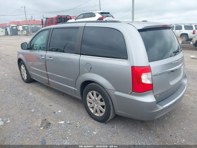 Chrysler Town & Country Touring