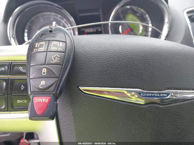 Chrysler Town & Country Touring