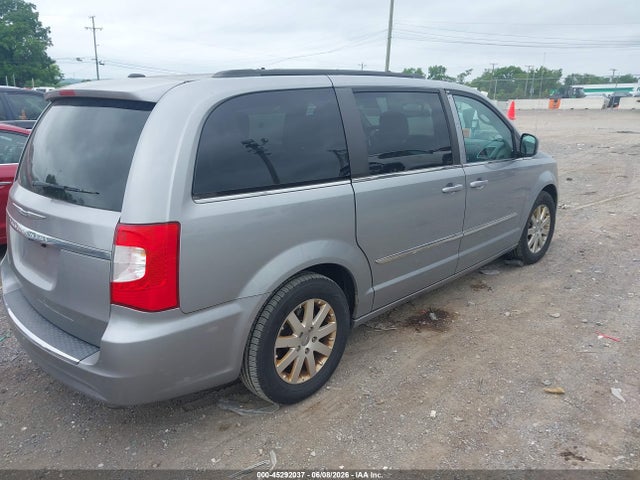 Chrysler Town & Country Touring