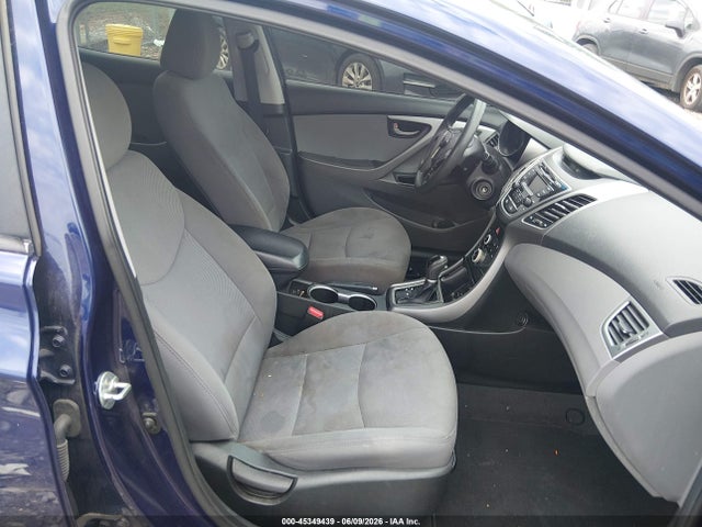 Hyundai ELANTRA Se