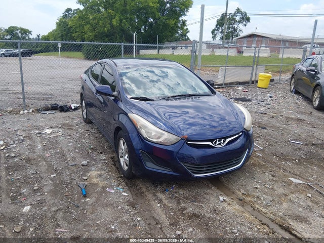 Salvage Hyundai ELANTRA Image
