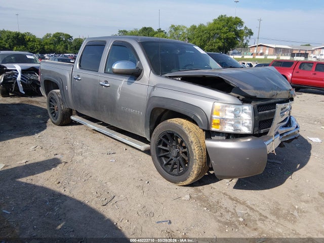 Salvage Chevrolet Silverado 1500 Image