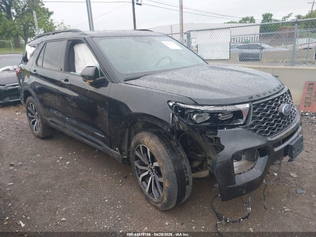 Salvage Ford Explorer Image
