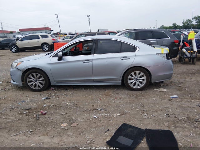 Subaru Legacy 2.5i Premium