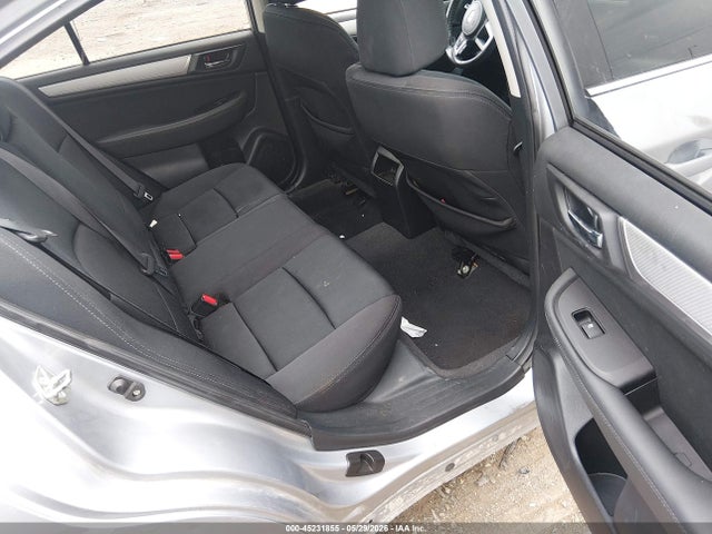 Subaru Legacy 2.5i Premium