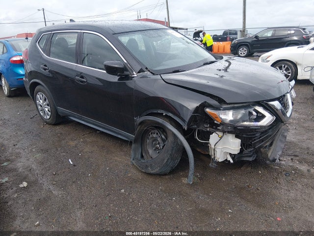 Salvage Nissan Rogue Image