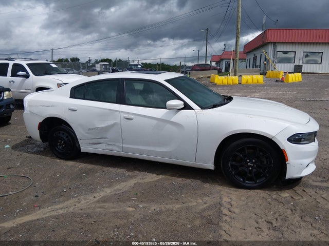 Dodge Charger Sxt