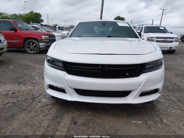 Dodge Charger Sxt