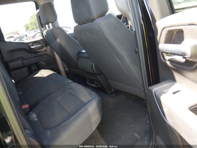 Chevrolet Silverado 1500 2wd  Standard Bed Custom