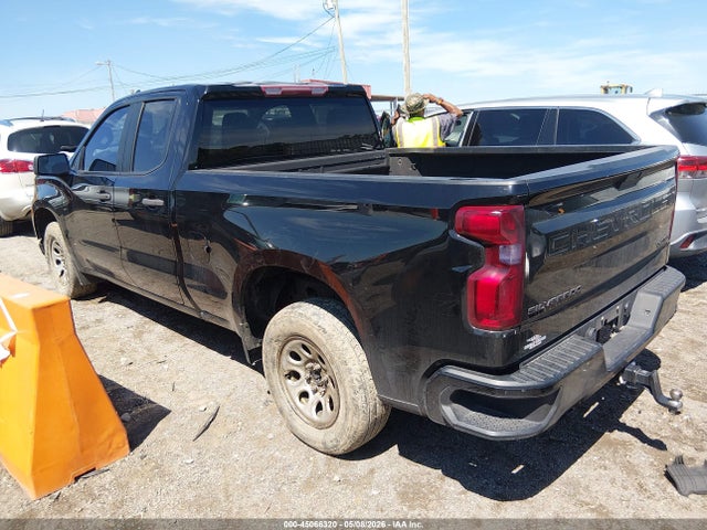 Chevrolet Silverado 1500 2wd  Standard Bed Custom