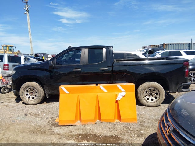 Chevrolet Silverado 1500 2wd  Standard Bed Custom