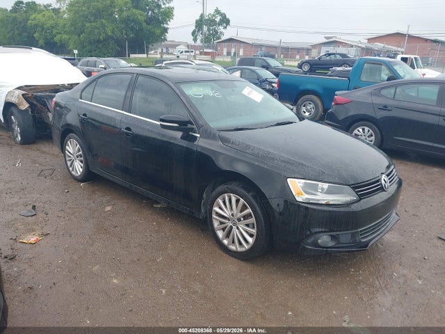 Salvage Volkswagen Jetta Image