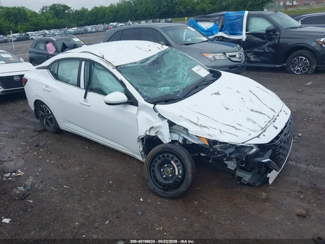 Salvage Nissan Sentra Image