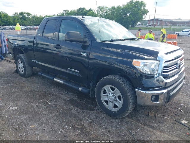 Salvage Toyota Tundra Image