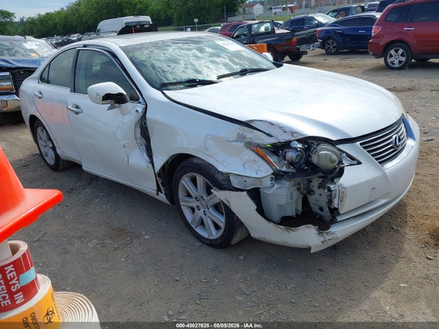 Salvage Lexus Es Image