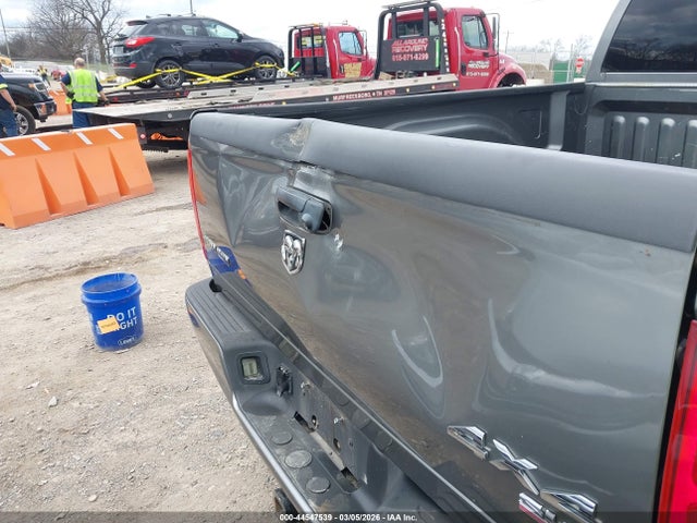 Dodge Ram 2500 Slt