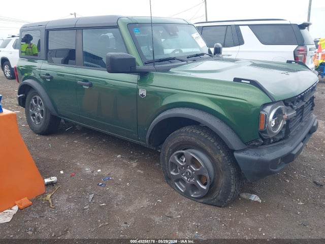Salvage Ford Bronco Image