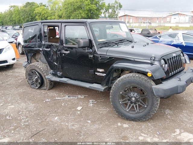 Salvage Jeep Wrangler Image