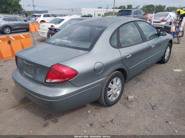Ford Taurus Sel