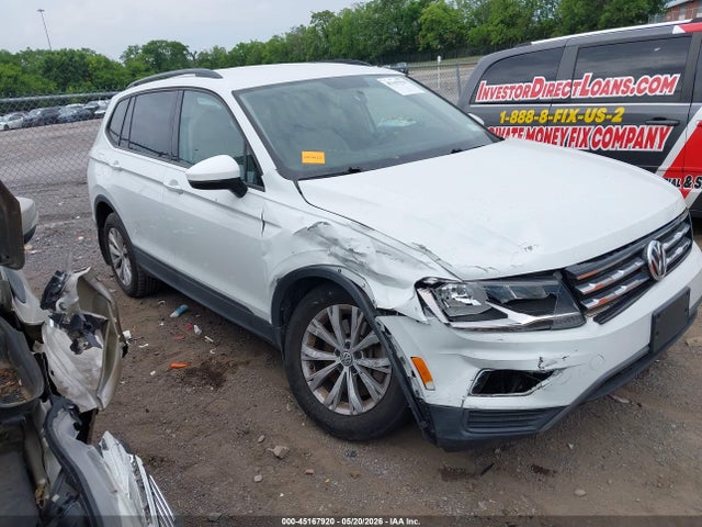 Salvage Volkswagen Tiguan Image
