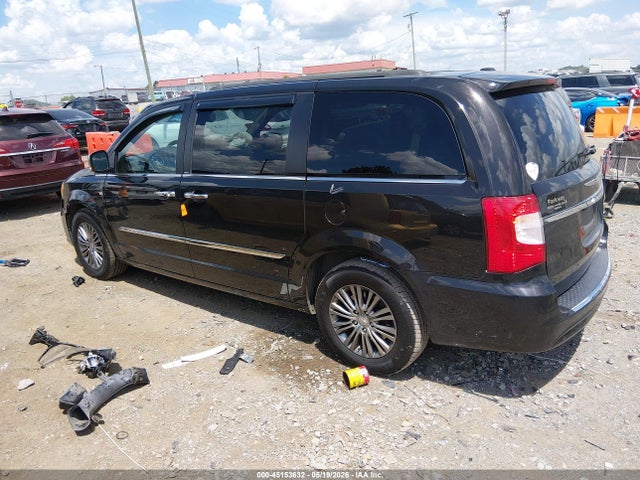 Chrysler Town & Country Touring-l