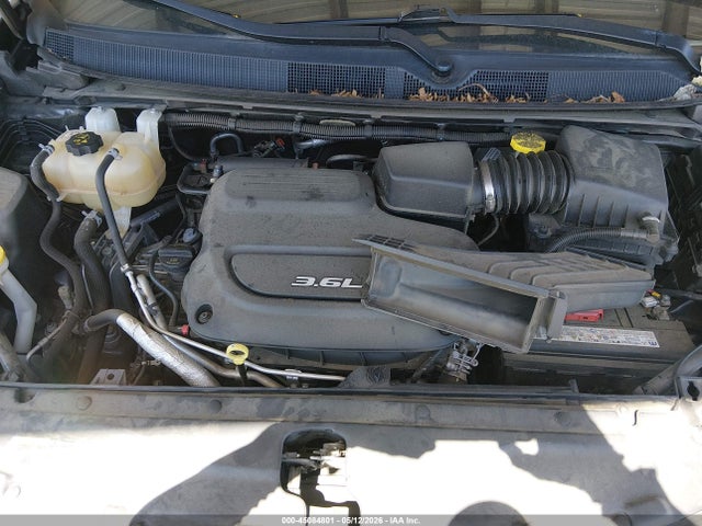 Chrysler Pacifica Touring-l
