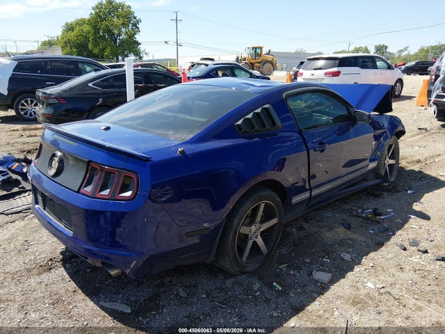 Ford Mustang V6 Premium