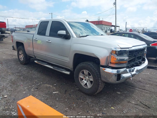 Salvage Chevrolet Silverado 1500 Image