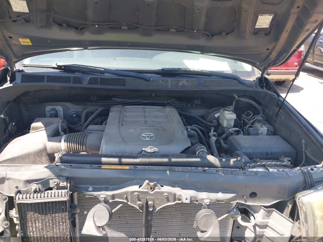 Toyota Tundra Limited 5.7l V8