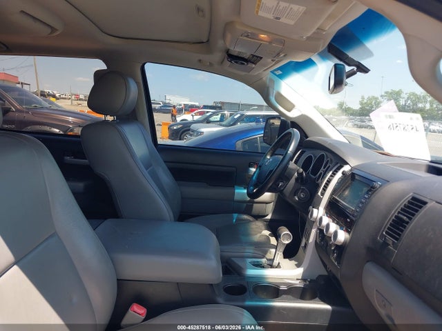 Toyota Tundra Limited 5.7l V8