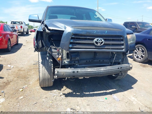 Toyota Tundra Limited 5.7l V8