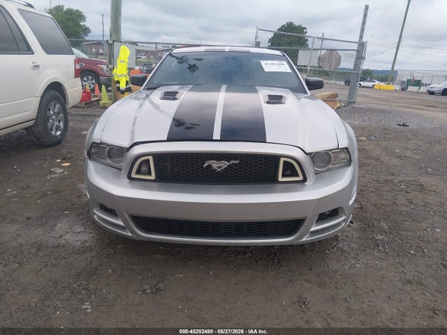 Ford Mustang V6