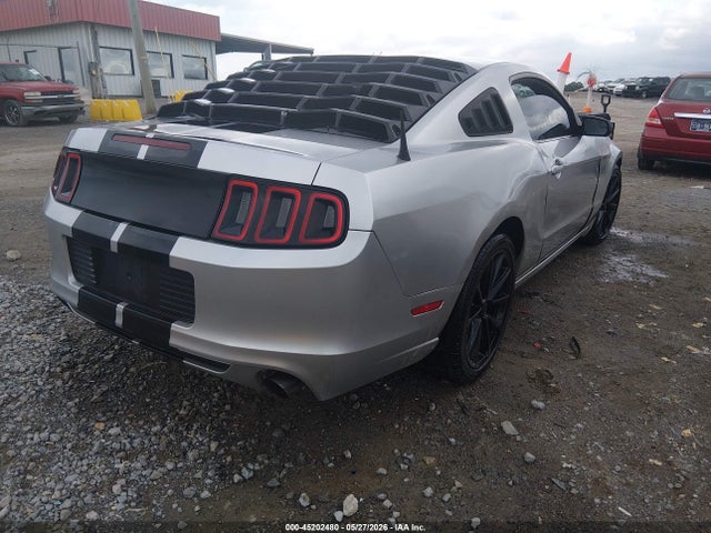 Ford Mustang V6
