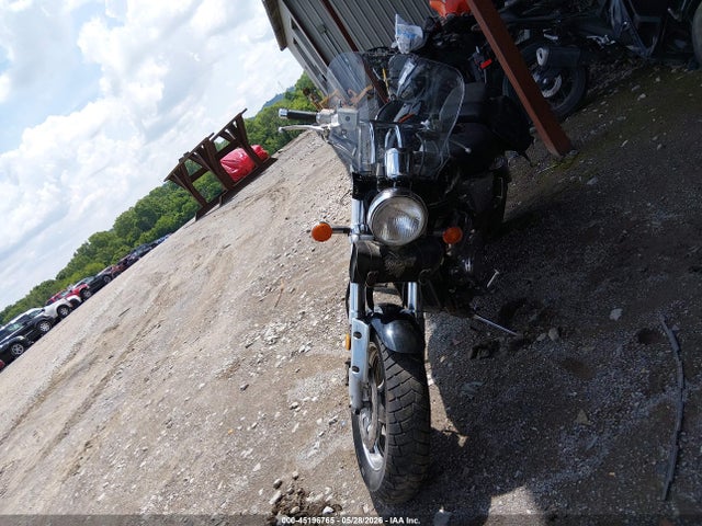 Suzuki Vz800