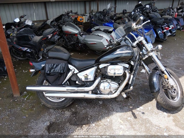 Suzuki Vz800