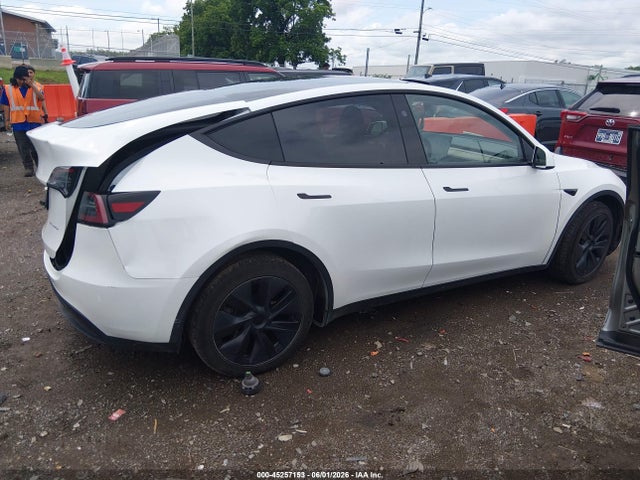Tesla Model Y Long Range Dual Motor All-wheel Drive