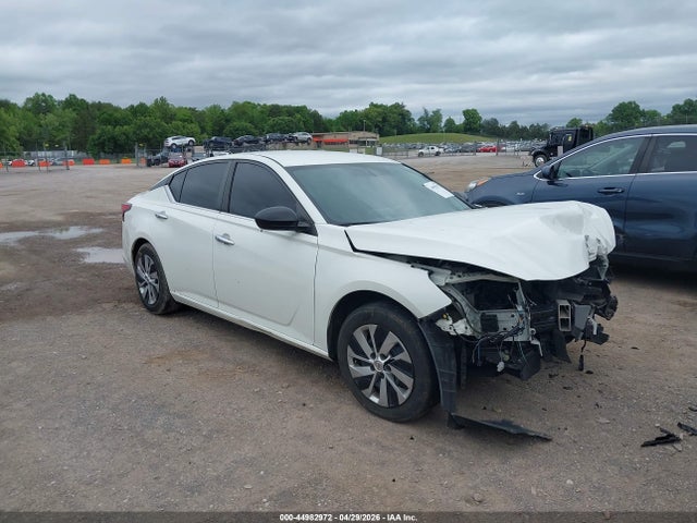 Nissan Altima S Fwd